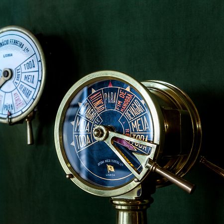 Grand Hotel Acores Atlantico Понта Делгада Екстериор снимка A pressure gauge