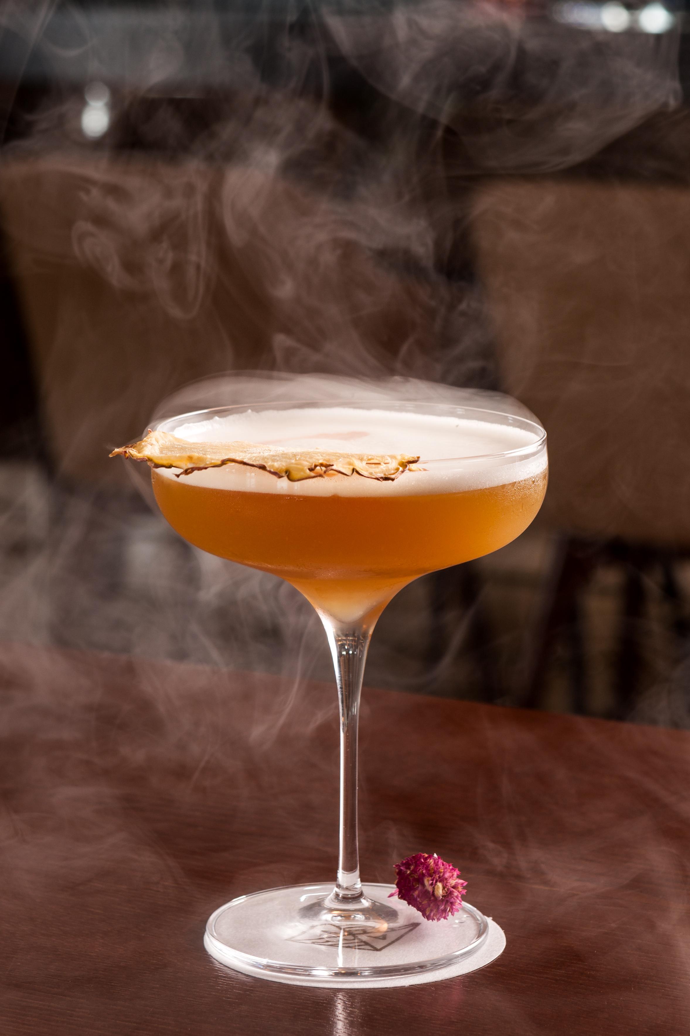 Grand Hotel Acores Atlantico Понта Делгада Екстериор снимка A Clover Club cocktail