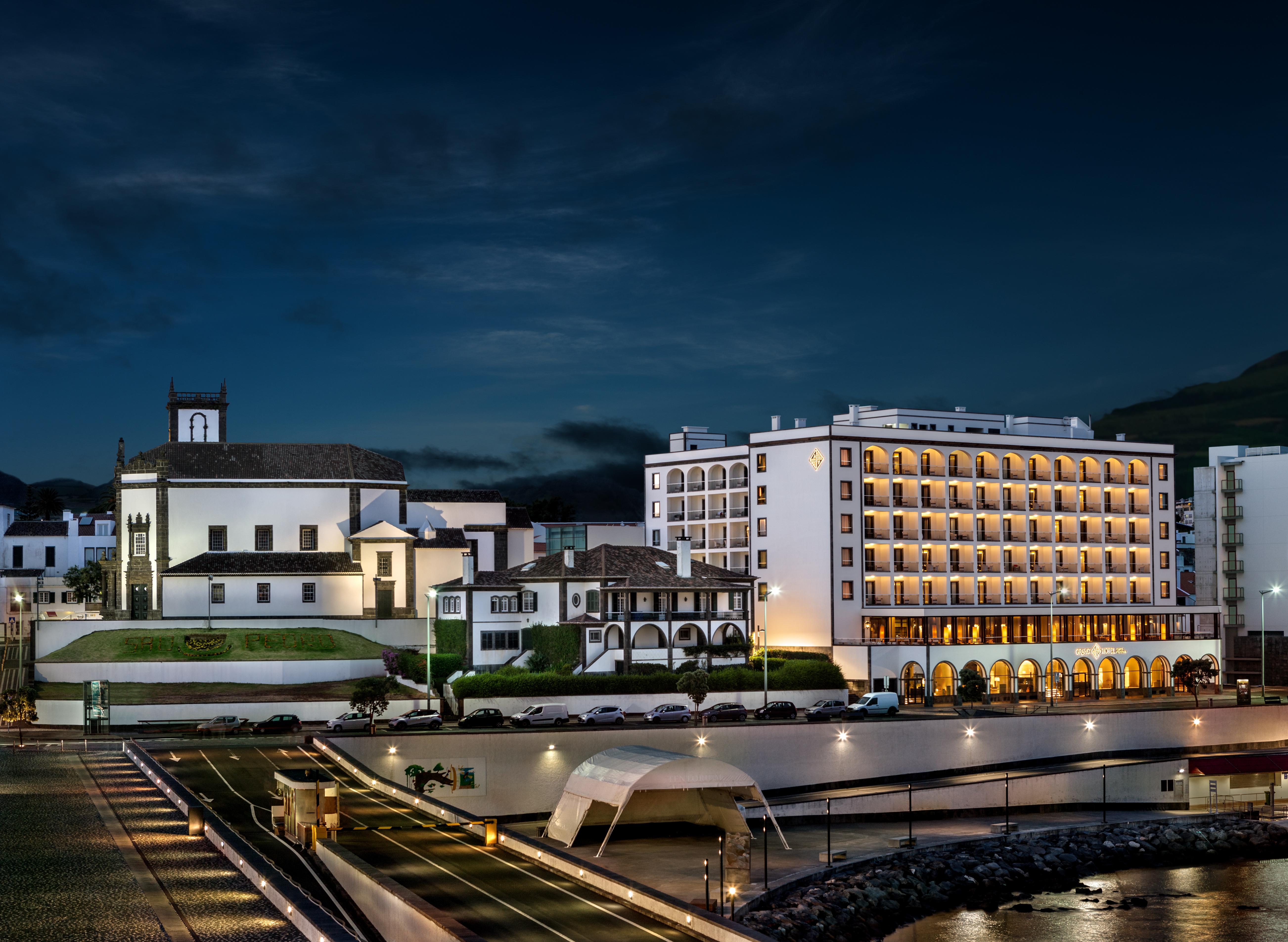 Grand Hotel Acores Atlantico Понта Делгада Екстериор снимка The town of Caldas da Rainha, the capital of the municipality