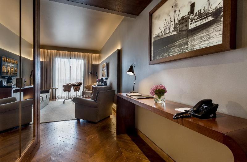 Grand Hotel Acores Atlantico Понта Делгада Стая снимка A suite at the hotel