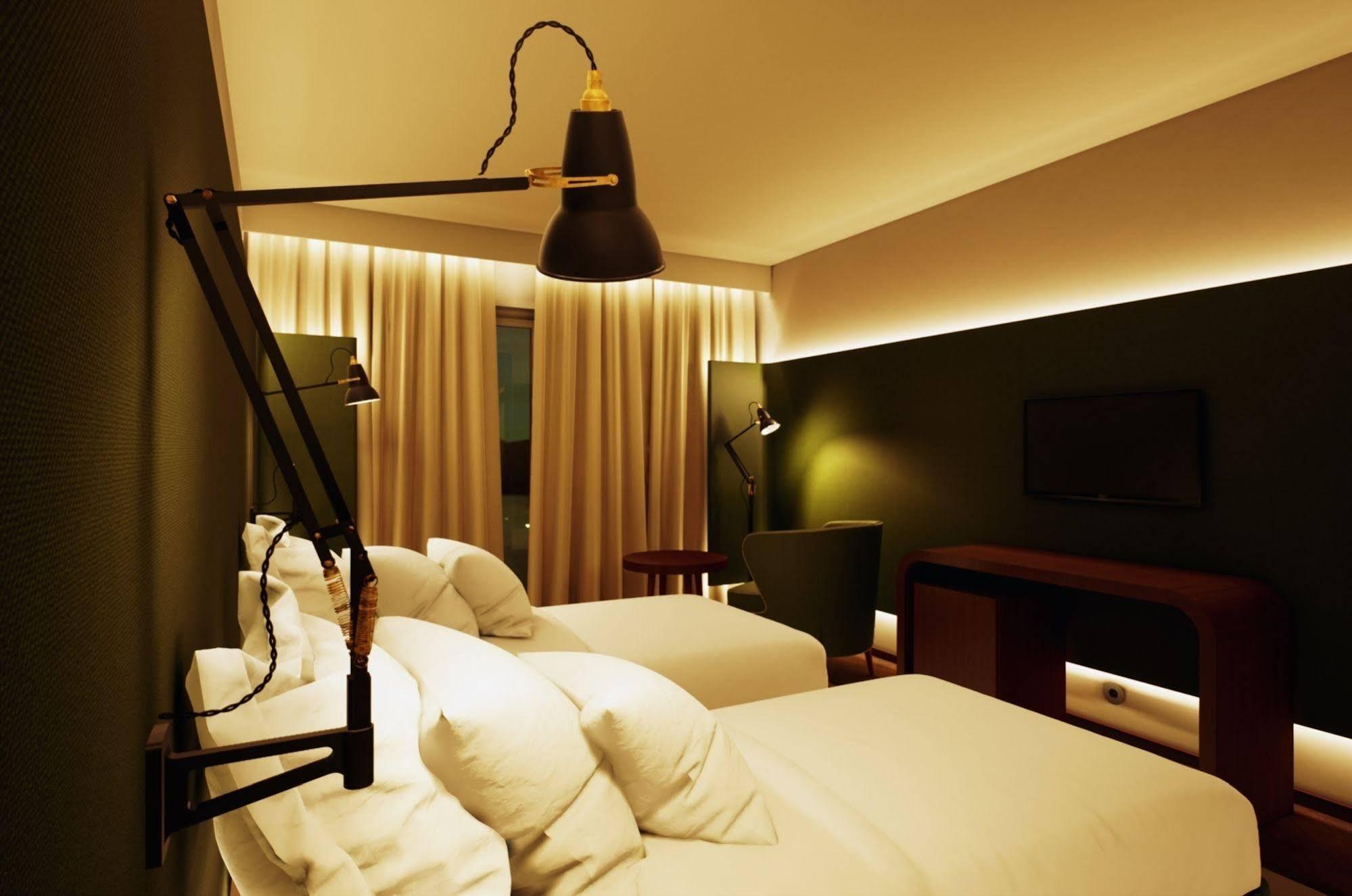 Grand Hotel Acores Atlantico Понта Делгада Екстериор снимка A room at the hotel